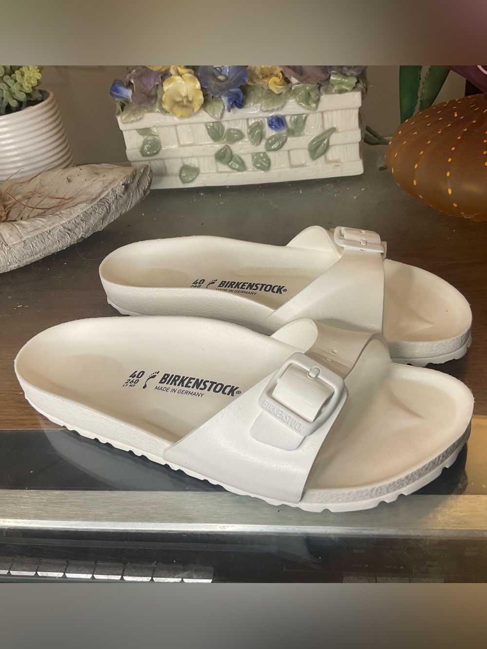 BIRKENSTOCK WOMENS ARIZONA ESSENTIALS EVA SLIDE SANDALS 9-9.5 US 40 EU NEW